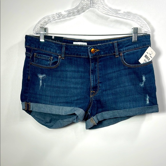 DL1961 Renee Distressed Cuffed Denim Shorts size 31. NWT. - Picture 1 of 10